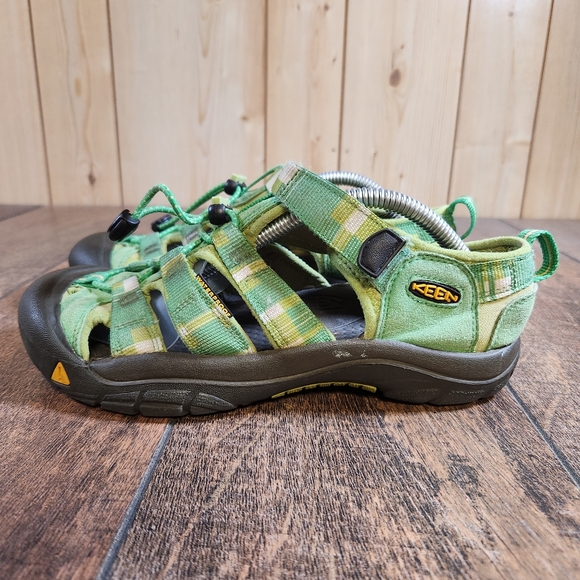 Keen Newport H2 Spring Green Women's Size 5 Hiking Sport Sandals Outdoor Trail - Picture 2 of 10